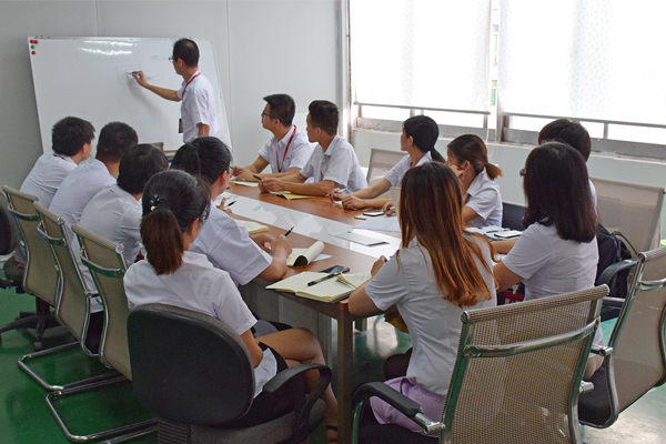 會(huì)議室.jpg 會(huì)議室.jpg